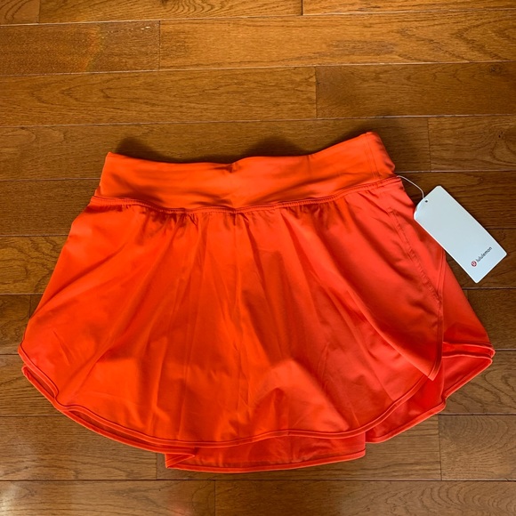 🔥LULULEMON HIGH RISE FLUTTER HEM SKIRT/SKORT-6,8,10🔥 - Picture 6 of 14